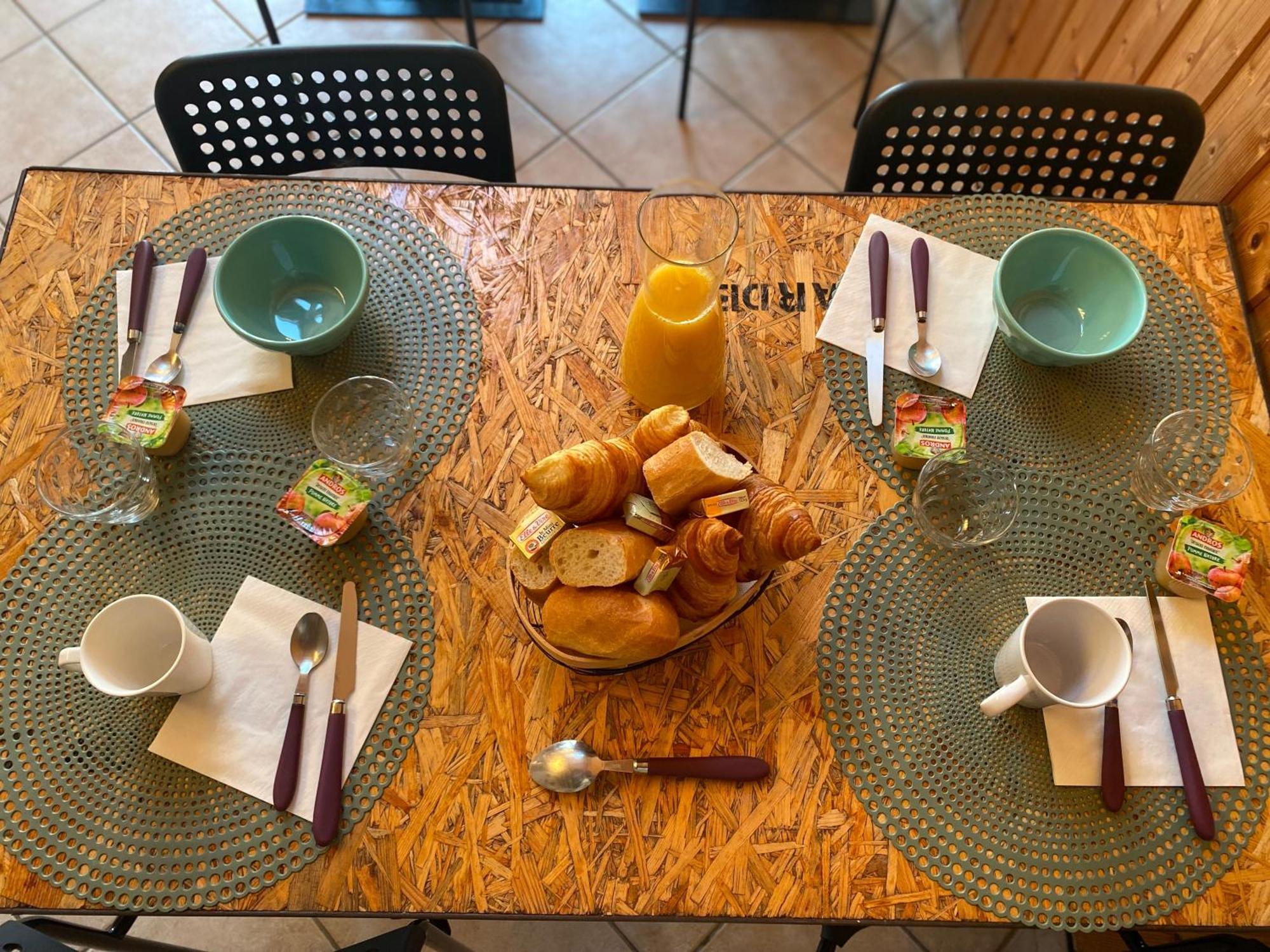 Chambres Dhotes A La Ferme Forest-Montiers エクステリア 写真